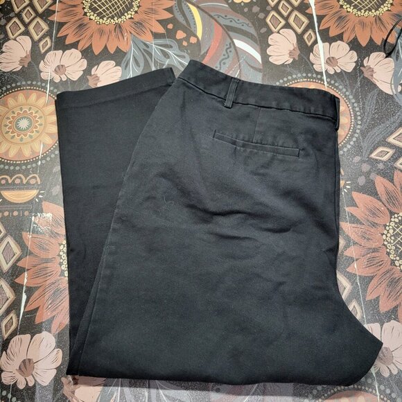 Liz Claiborne Emma 18W Black Casual Office Summer Chino Capri Pants - Picture 1 of 11